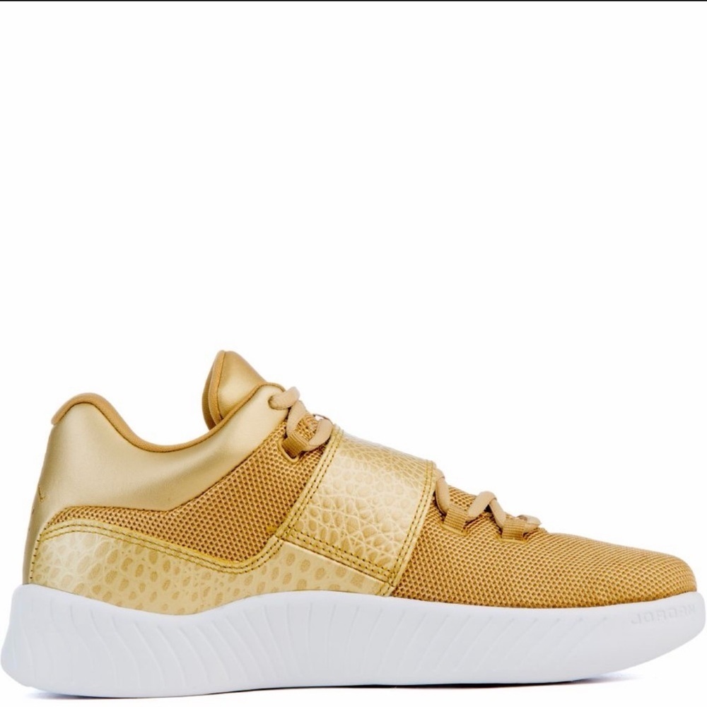 Nike Air Jordan J23 Metallic Gold Sneakers – Men’s Size 10 – 854557-700 - EUC